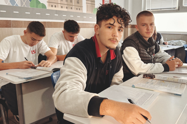 tieners in een klas_rh.png