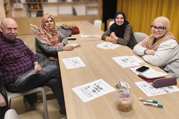 Ouders In Brussel Leren Nederlands In De School Van Hun Kind Rh